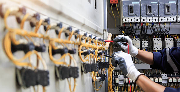 Professional Electrician technician working in Blooming Prairie, MN